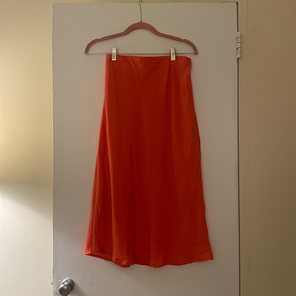 Super cute bright peach skirt (looks less orange in person)